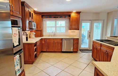 Indian Beach Sapphire Shores House | Your private slice of Paradise for your special get away in a 5 star home.