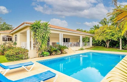 La Mulata Villa | Your Private Villa with Pool Solid WIFI