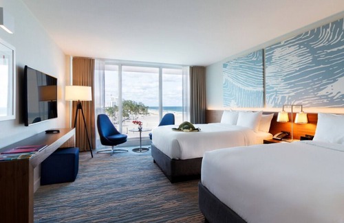 Central Beach Resort | Your Relaxing Getaway Awaits! 2 Comfortable Units, Ocean View, Onsite Pool!
