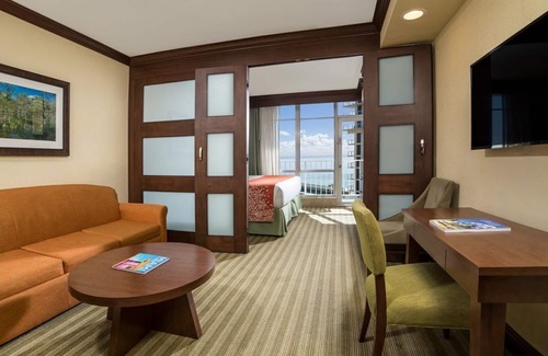 Sunny Isles Beach Hotel | Your Relaxing Getaway Awaits! 4 Great Units, Pool, Pets Allowed
