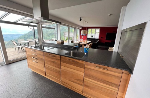 Bodensdorf House | Your sunny perch above Ossiachersee