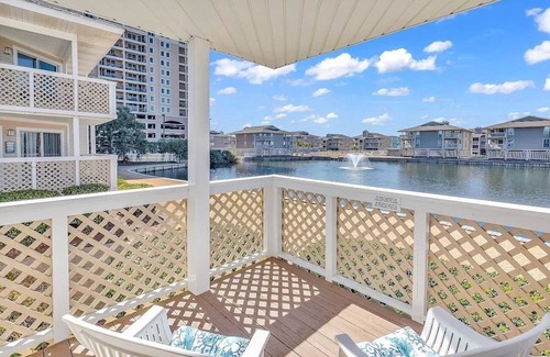 Cherry Grove Beach Condo | Your Sunshine Escape: 6-Minute Beach Walk from Quiet Community