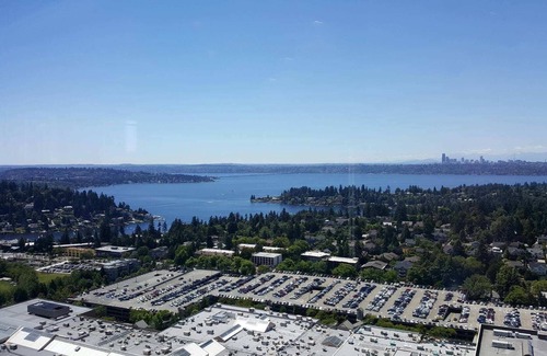 Bellevue House | Your Sweet Home @ Somerset Bellevue, a sought after place near golf club, shops!