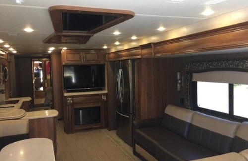 Gunter Afs House | Your Vacation in Style! Enjoy your family on the Road with Comfort & Class!!