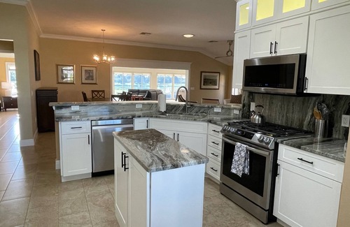 Glenbrook House | Your Villages getaway! Come play & soak up the perfect Villages lifestyle.