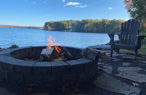 Marmora Cottage | Your Year-Round Escape on Crowe Lake - Welcome to Crowes Landing!