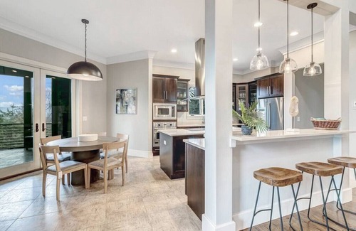 Fairview House | Yourcation® Awaits in Majestic Mountain Home!