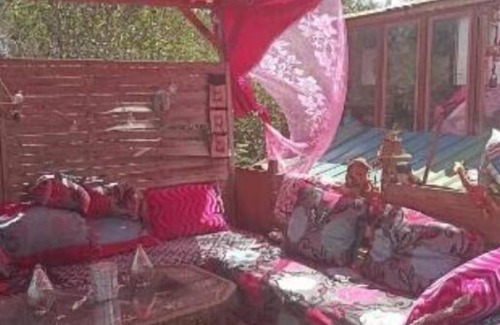 Nyls Cabin | Yourte 20 Cuisine Douche Extérieur Ferme et Toilette Séche Commun