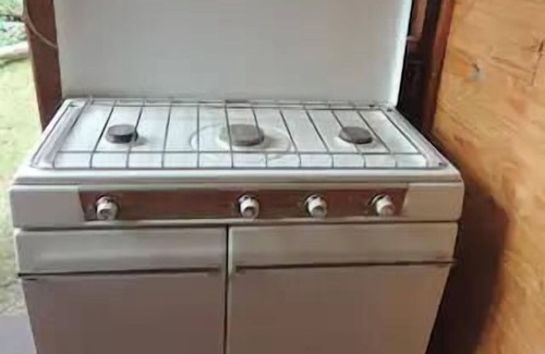 Champsac Cabin | Yourte rustique sur petite ferme