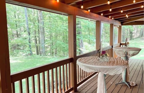 Branchport Cabin | You’ve Found Paradise With this Spacious Log Cabin on Keuka Lake -