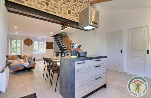 Saint-Brice-en-Cogles House | Youwen - Maen Roch - Gîte