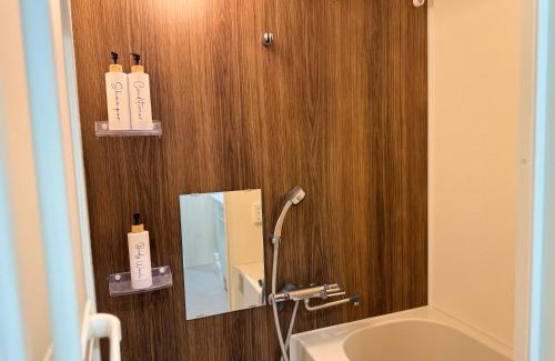 Tomigaya Apartment | Yoyogi Park Retreat