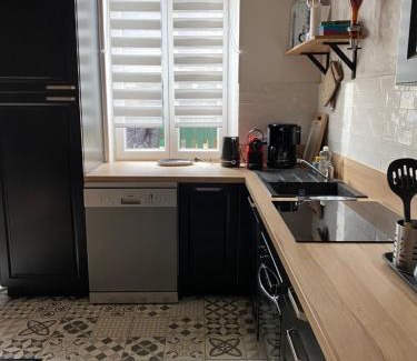 Yport House | Yport, maison de pêcheur avec jolie terrasse.