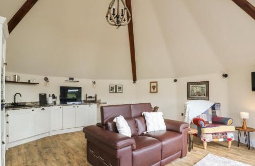 Cribyn House | Yr Awen
