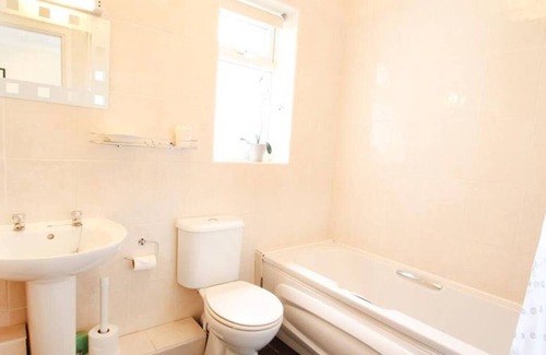 Swansea Ski Chalet | Yr Hafdy in the beautiful Swansea
