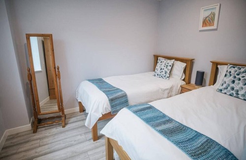 Rowen House | YR HEN BERLLAN / 3 BEDROOM ACCOMMODATION WITHIN THE SNOWDONIA NATIONAL PARK, CO