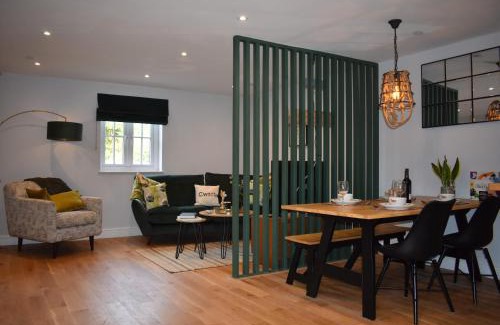 Llanybri House | Yr Hen Beudy Barn Conversion Sleeps 4 Dogs Ok