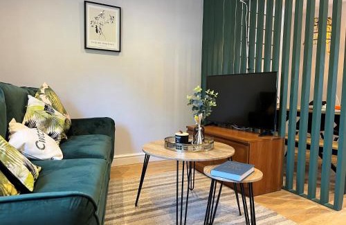 Llanybri House | Yr Hen Beudy Barn Conversion Sleeps 4 Dogs Ok