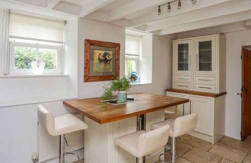 Garn Fadryn Cottage | YSGOLDY, pet friendly, character holiday cottage in Sarn Meyllteyrn