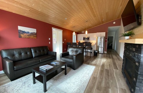 Whitehorse House | Yukon Hot Springs Villa #33