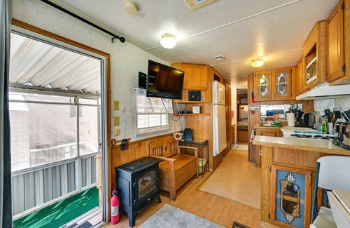 Yuma House | Yuma Getaway w/Pool Access, 5 Mi to Lutes Casino!