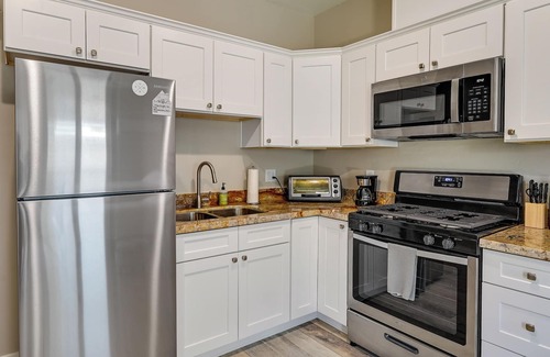 Yuma Townsite Apartment | Yuma Studio w/ Patio: Walk to Dining, Coffee Shops