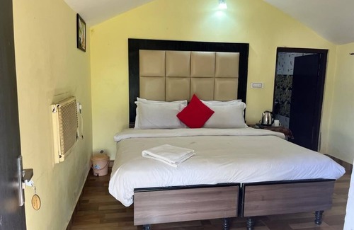 Village Hokra Resort | Yuvraj Fort