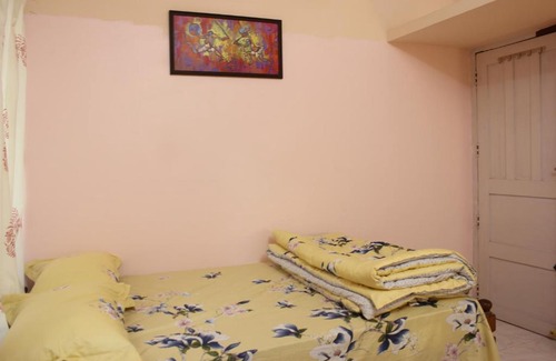 Thiruvananthapuram Bed & Breakfast | Zaatvm: Cozy room in a 3-room home at Sasthamangalam - only for families and solo women travellers