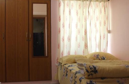 Thiruvananthapuram Bed & Breakfast | Zaatvm: Cozy room in a 3-room home at Sasthamangalam - only for families and solo women travellers