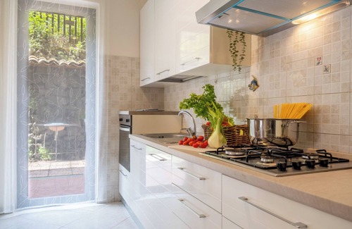 Zafferana Etnea Apartment | Zafferana's Pool Retreat