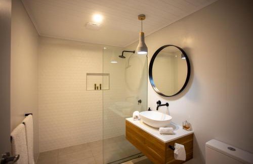 Wilyabrup Villa | Zambezi Lodge, Down South Luxe Retreat