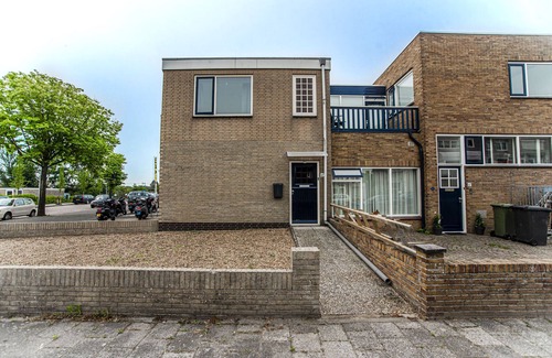 Zandvoort Apartment | Zandvoort North Spacious 2 bedroom apartment with private, free parking