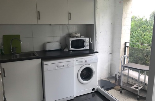 Zaventem Apartment | ZAVENTEM BRUSSELS AIRPORT APARTMENT 1.- 10 Mins Walk to Airport.15 Mins Citybus