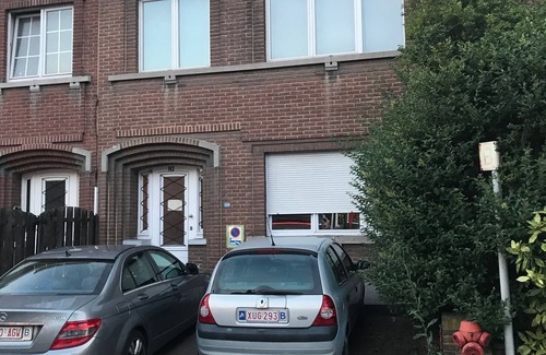 Zaventem Apartment | ZAVENTEM BRUSSELS AIRPORT APARTMENT 1.- 10 Mins Walk to Airport.15 Mins Citybus