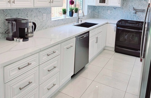 Pico - Robertson House | ZB.L1 - New Construction House: 3br 2.5bath - Beverly Hills Adjacent