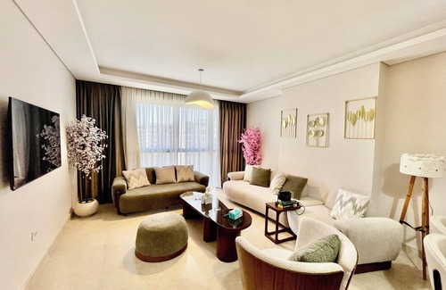 Sheikh Zayed City Apartment | ZED Park Skyline 3BR w/Huge Terrace & City View