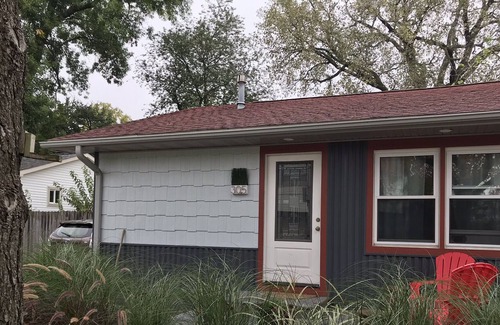 North Liberty House | Zeller Oasis - 15 min to U of I Hospital & Kinnick Stadium