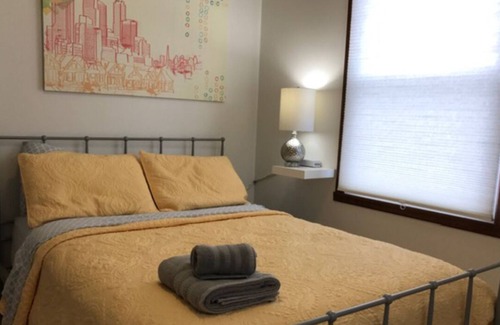 North Liberty House | Zeller Oasis - 15 min to U of I Hospital & Kinnick Stadium