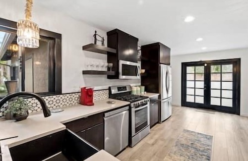 Cardiff-by-the-Sea House | Zen Beach Retreat: Pool/Hot Tub, Near Surf & Transit, Family Ready!