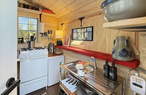 Hubbardton Other | Zen Box Farm offers a one-of-a-kind experience that blends rustic charm, modern comfort all together