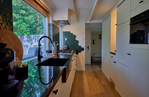 Rheezerveen House | ZEN-Bungalow no 6 with sauna and hottub