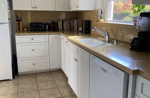 Sunset Park House | Zen Craftsman in prime Santa Monica