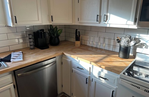 Chattanooga House | Zen Garden Bungalow close to Downtown