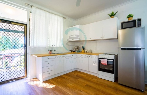 Nightcliff Apartment | Zen Nest: Cozy ~ Lawn ~ Minimalist