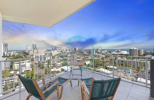 Darwin City Centre Condo | ZEN PINNACLE - 3BR Penthouse Retreat
