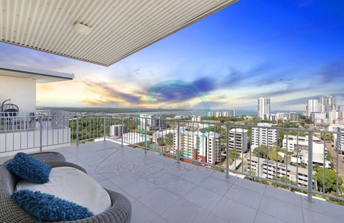Darwin City Centre Condo | ZEN PINNACLE - 3BR Penthouse Retreat