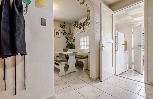 Mountain 1st Avenue House | Zen Retreat | 7Min Drive to Centennial Hall