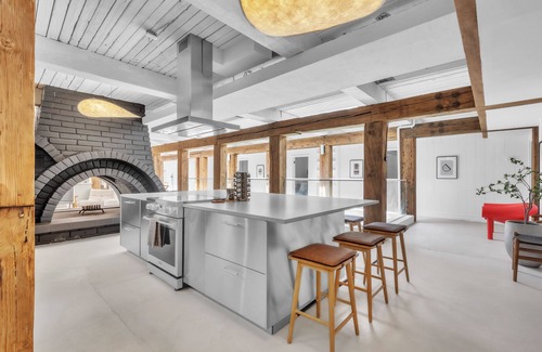 Fair Oaks House | Zen Spa Oasis with Indoor Pool, Soaking Tub & Sauna