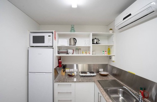 Bayview House | Zenhouse Retreat: 5BR Homey Haven ~ Pool ~ Office