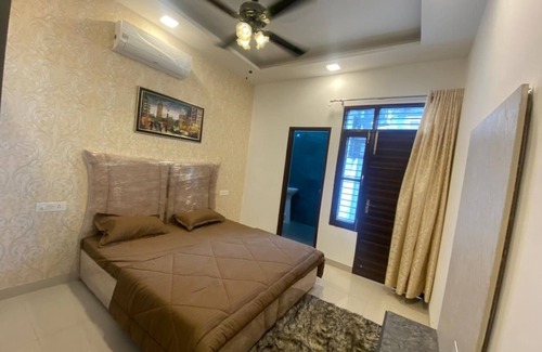 Phase 5 Apartment | Zenith house